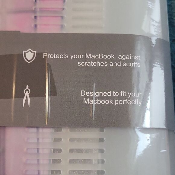 New Pro 13” Case for MacBook A1706 / A1708 / A1989 More in Description - Picture 5 of 9